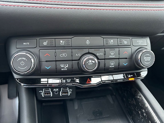 Dodge Durango 10 of 13