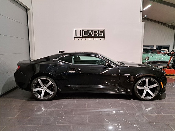 Chevrolet Camaro 2 of 12