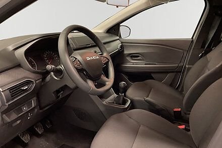 Dacia Sandero 4 of 4