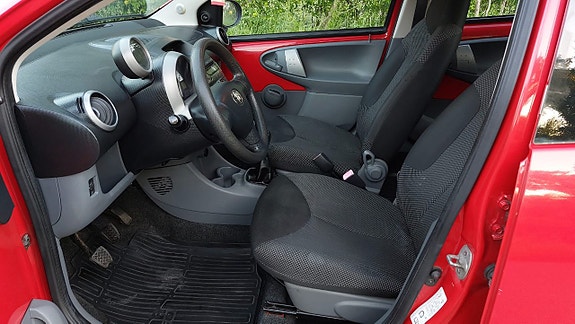 Toyota Aygo 13 of 13