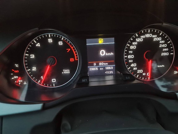 Audi A4 16 of 17