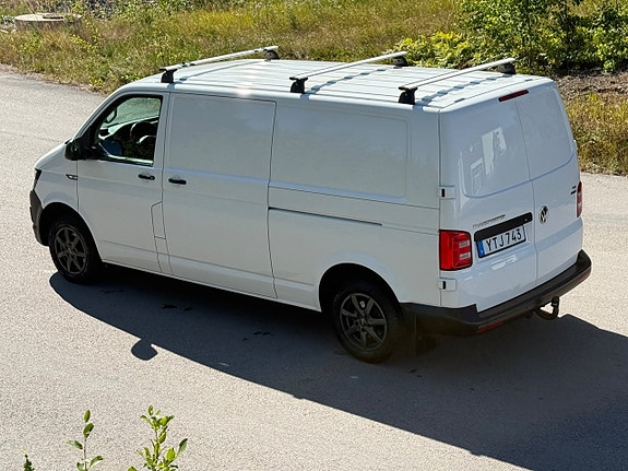 Volkswagen Transporter 4 of 13