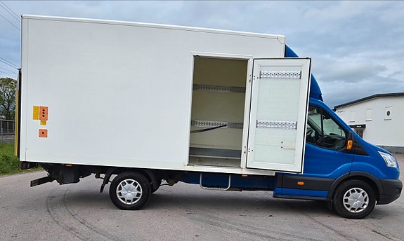 Ford Transit 10 of 27