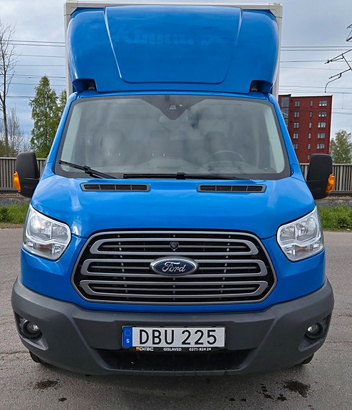 Ford Transit 3 of 5