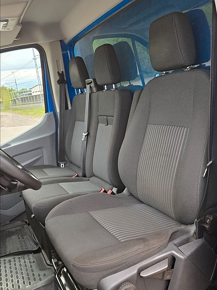 Ford Transit 18 of 27