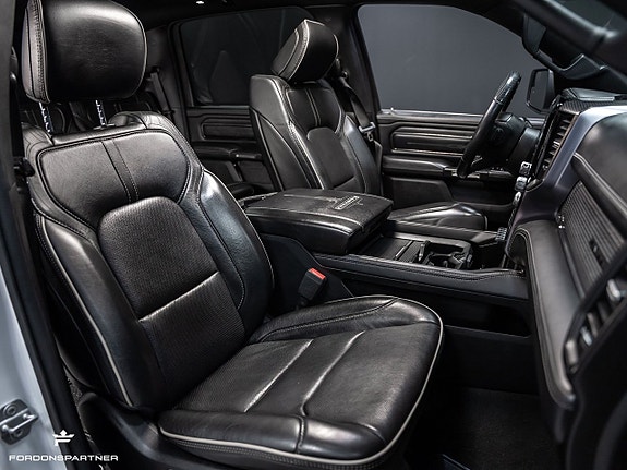 Dodge RAM 1500 26 of 30