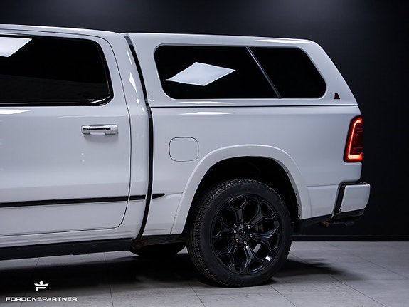 Dodge RAM 1500 3 of 30