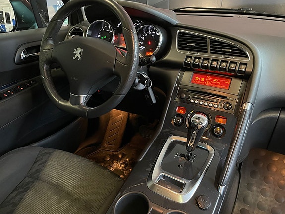 Peugeot 3008 19 of 29