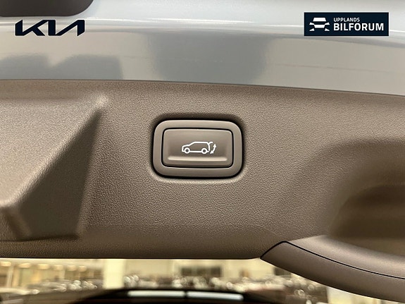 Kia EV3 12 of 17
