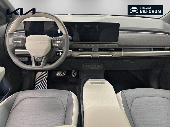 Kia EV3 7 of 17