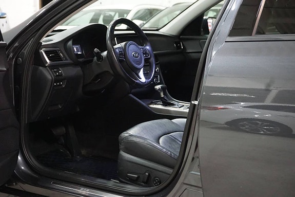 Kia Optima 12 of 27