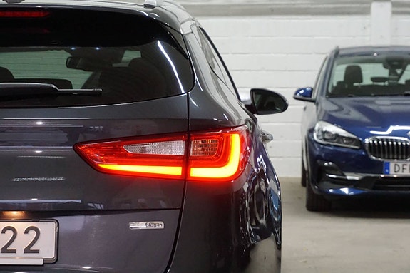 Kia Optima 10 of 27