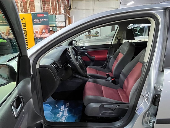 Volkswagen Golf V 10 of 16