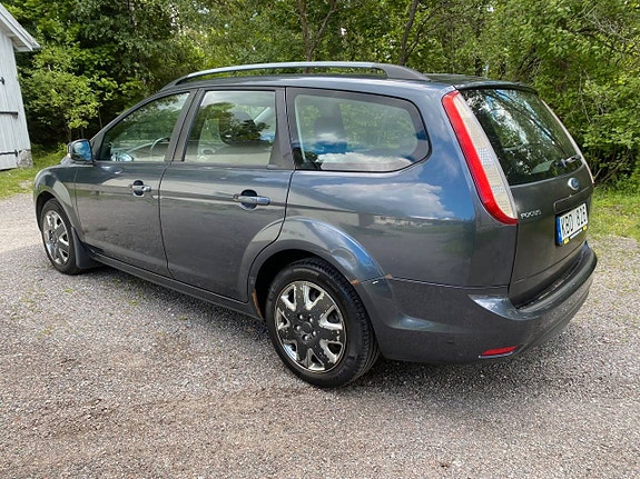 Ford Focus 4 of 5
