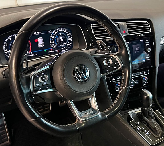Volkswagen Golf I 8 of 19
