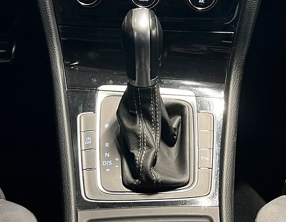 Volkswagen Golf I 18 of 19