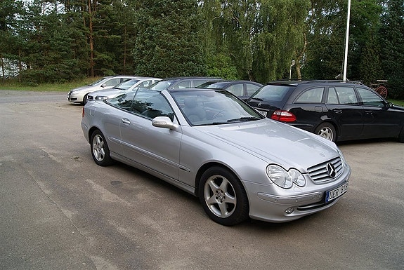 Mercedes-Benz CLK200 8 of 11