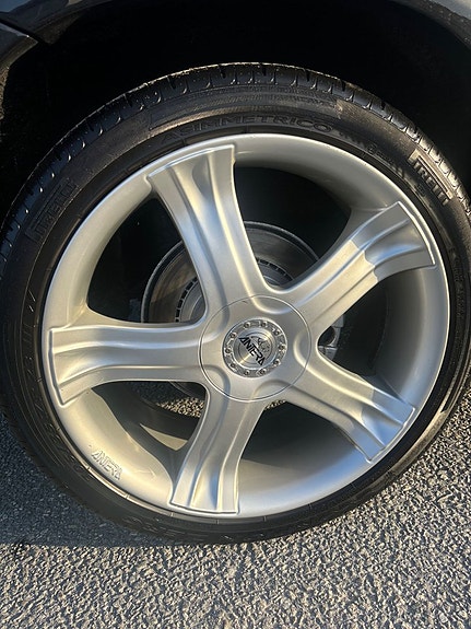 Mercedes-Benz GL450 23 of 24