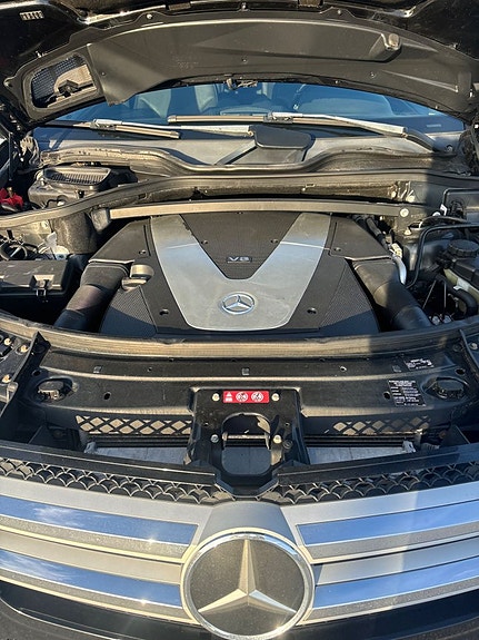 Mercedes-Benz GL450 22 of 24