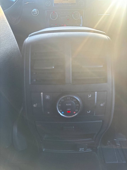 Mercedes-Benz GL450 14 of 24