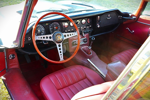 Jaguar E-TYPE 21 of 30