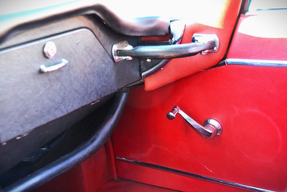 Jaguar E-TYPE 26 of 30