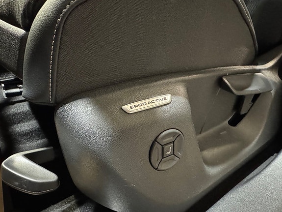Volkswagen Tiguan 13 of 30