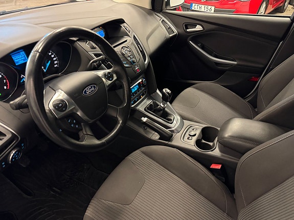 Ford Focus 11 of 15