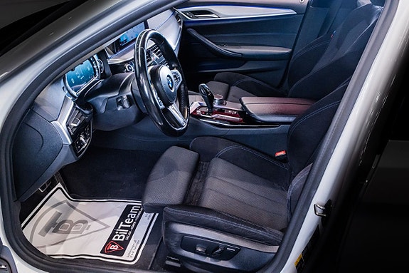 BMW 530e 14 of 24