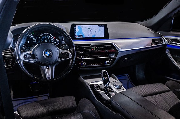BMW 530e 18 of 24