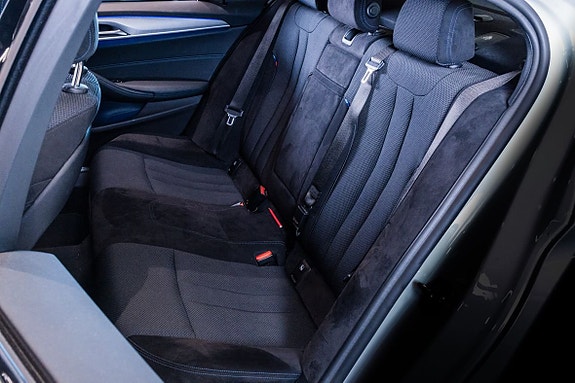 BMW 530e 24 of 24