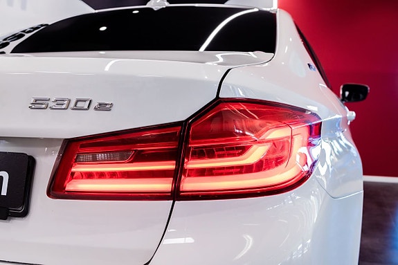 BMW 530e 10 of 24