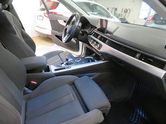 Audi A4 allroad 20 of 21