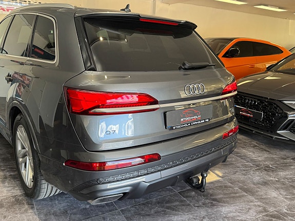 Audi Q7 11 of 21