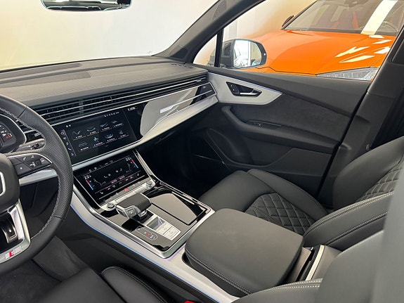 Audi Q7 14 of 21