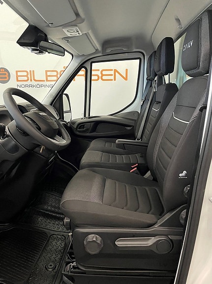 Iveco Daily 12 of 15
