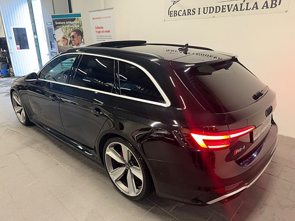 Audi RS4 8 of 25