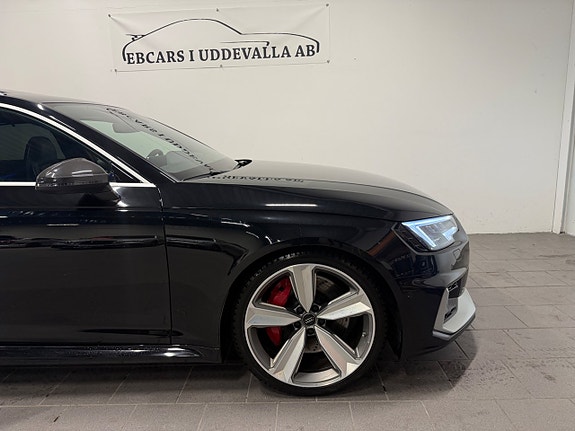 Audi RS4 24 of 25