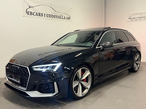 Audi RS4 10 of 25
