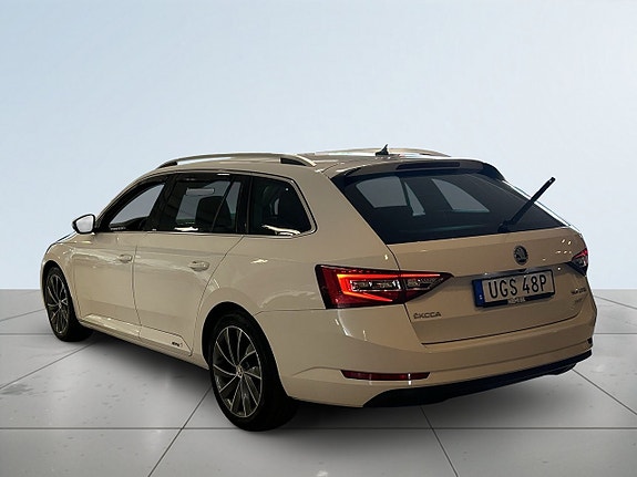 Skoda Superb 5 of 5