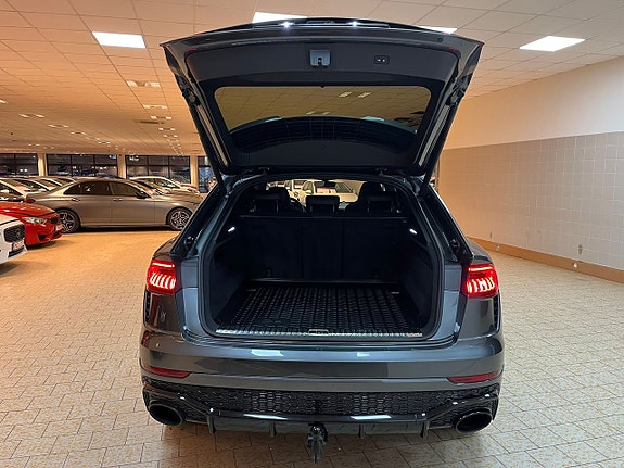 Audi RS Q8 10 of 30