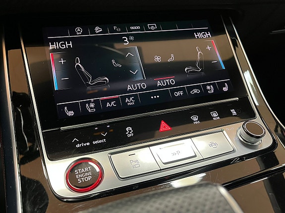 Audi RS Q8 23 of 30