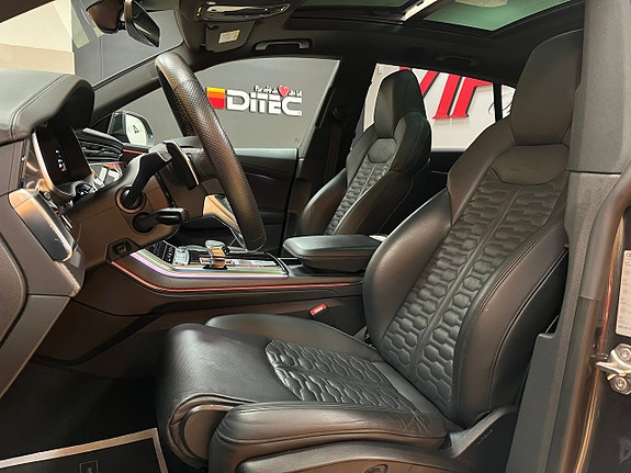 Audi RS Q8 14 of 30