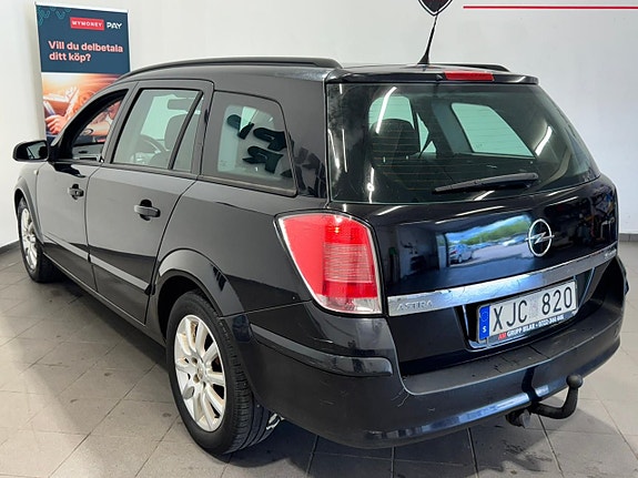 Opel Astra 12 of 16