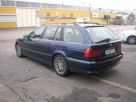 BMW 528 5 of 5