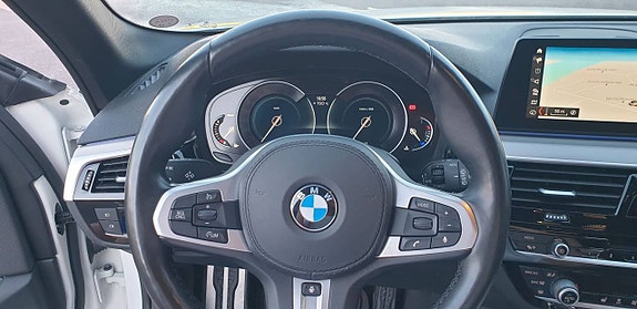 BMW 520 27 of 29