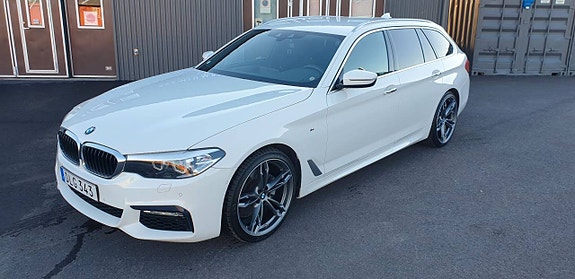 BMW 520 2 of 5