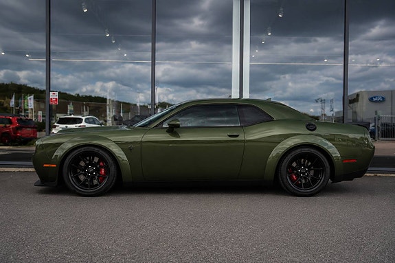 Dodge Challenger 6 of 6