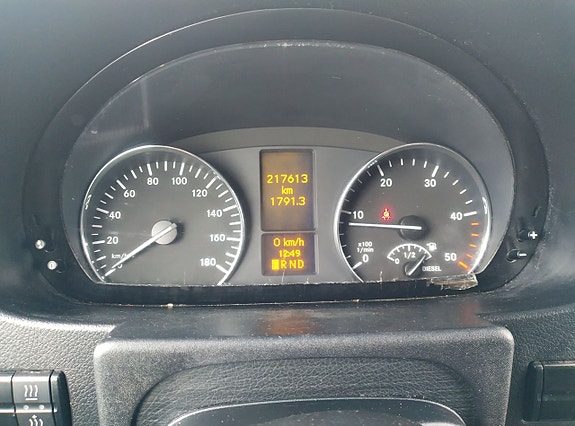 Mercedes-Benz Sprinter 316 24 of 28