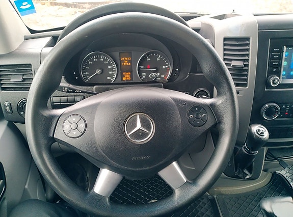 Mercedes-Benz Sprinter 316 23 of 28